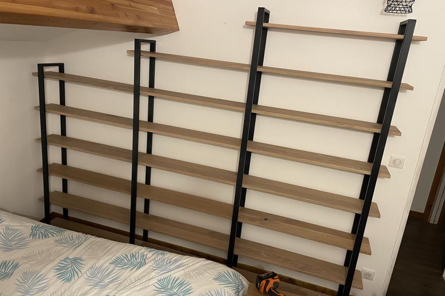 Bibliothèque Sous Pente : Chêne & Acier