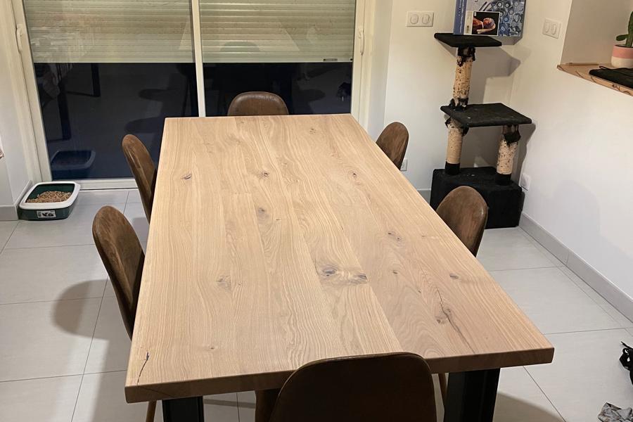 Table en Chêne Massif et IPN